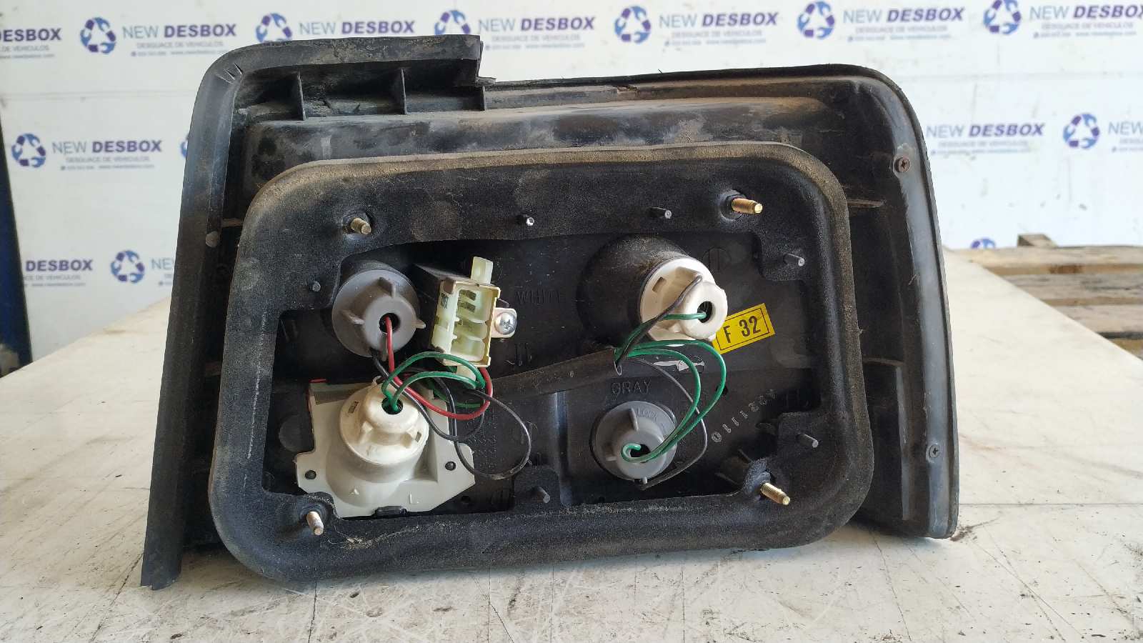 PILOTO TRASERO IZQUIERDO HYUNDAI PONY (X2) - vista 4