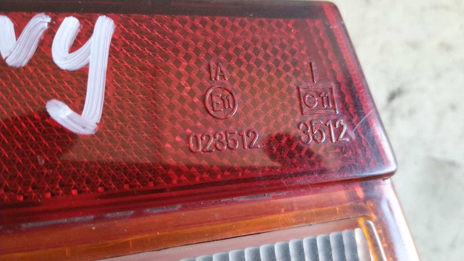 PILOTO TRASERO IZQUIERDO HYUNDAI PONY (X2) - vista 6