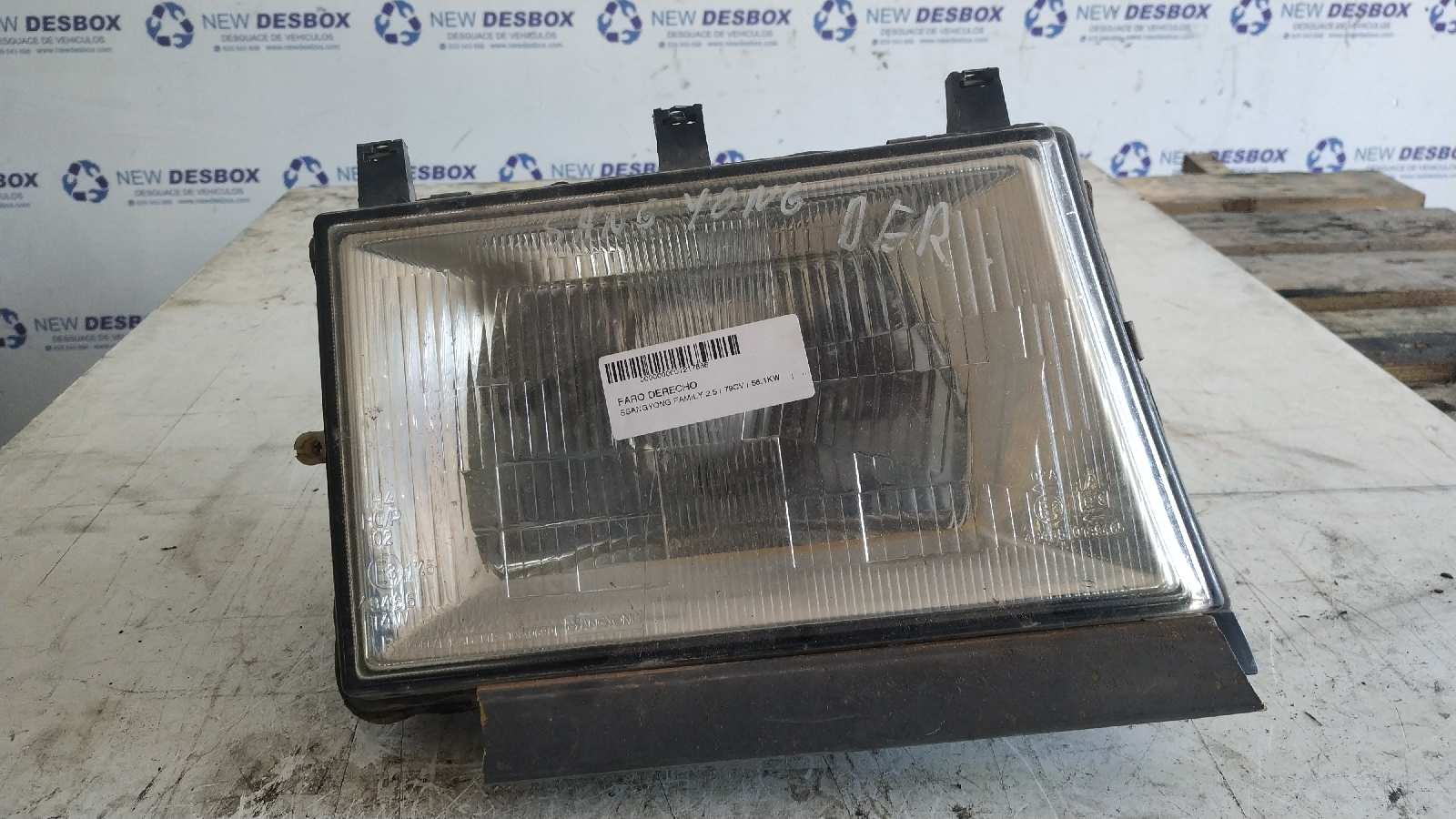 FARO DERECHO SSANGYONG FAMILY 2.5