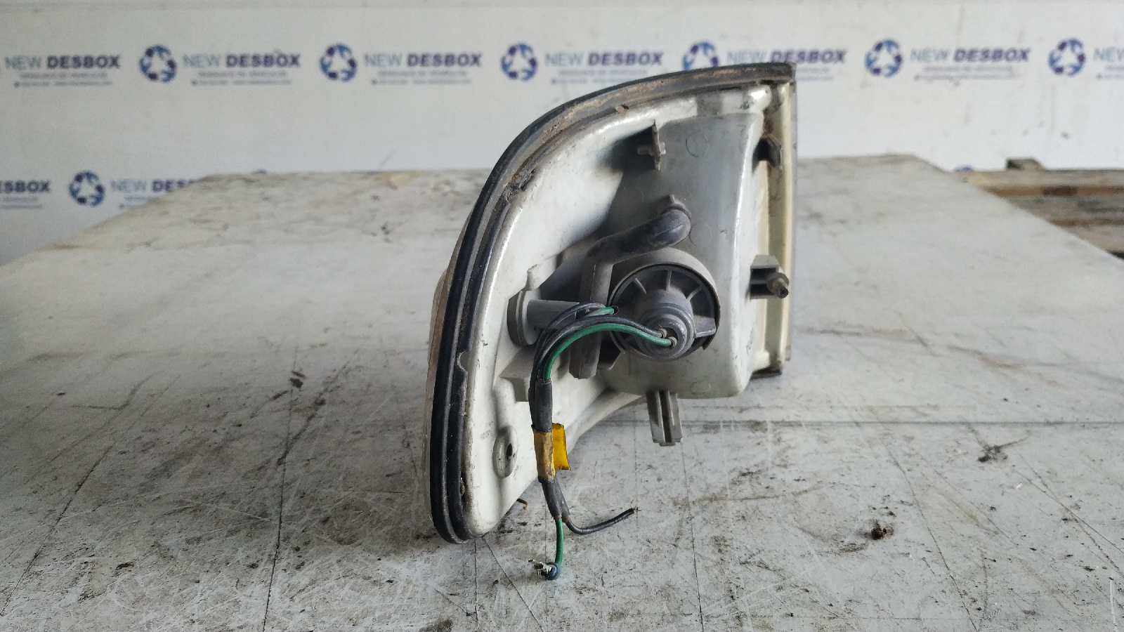 PILOTO DELANTERO IZQUIERDO HYUNDAI H 100 - vista 3