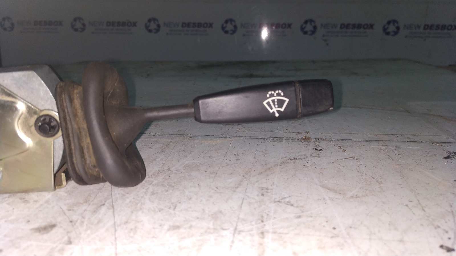 MANDO LIMPIA LAND ROVER DEFENDER (LD) - vista 8