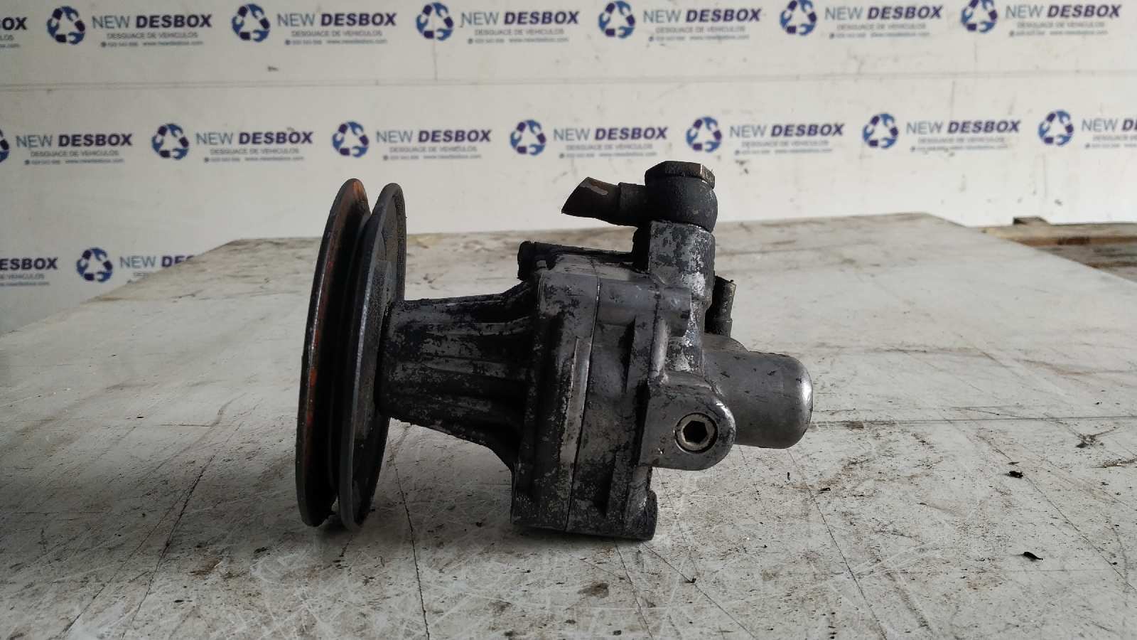 BOMBA DIRECCION BMW SERIE 7 (E32) - vista 3