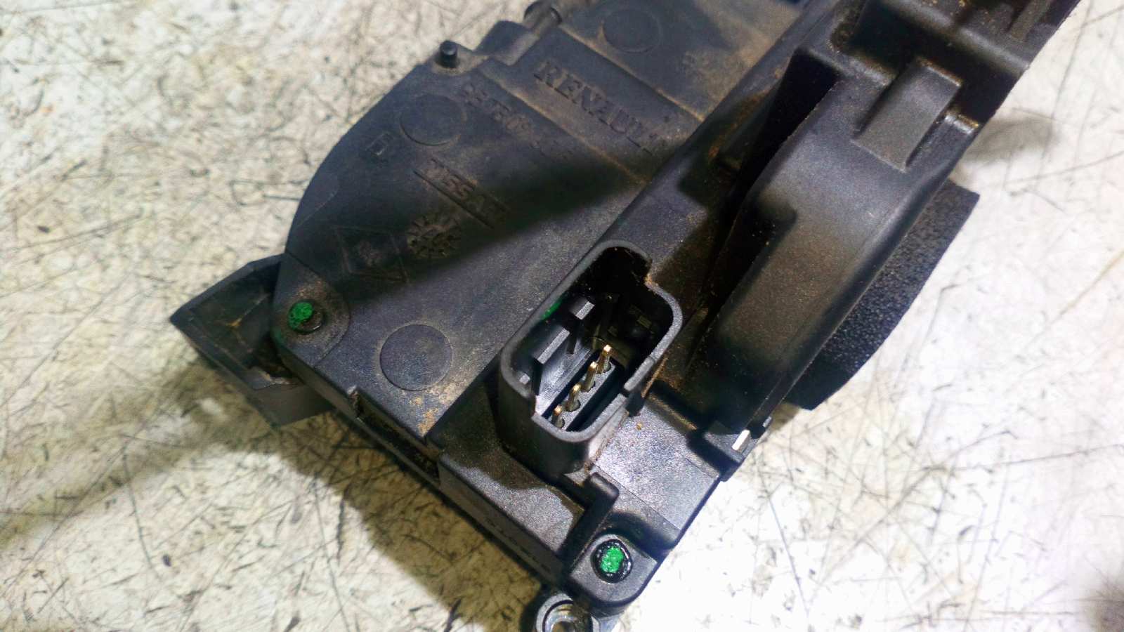 CERRADURA PUERTA DELANTERA DERECHA RENAULT CLIO III - vista 6