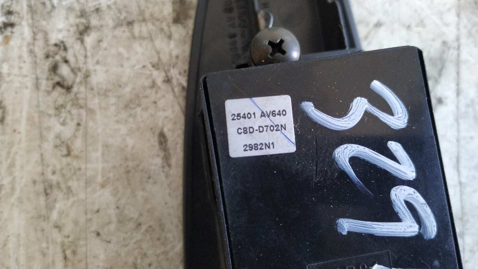 MANDO ELEVALUNAS DELANTERO IZQUIERDO NISSAN PRIMERA BERLINA (P12) - vista 2