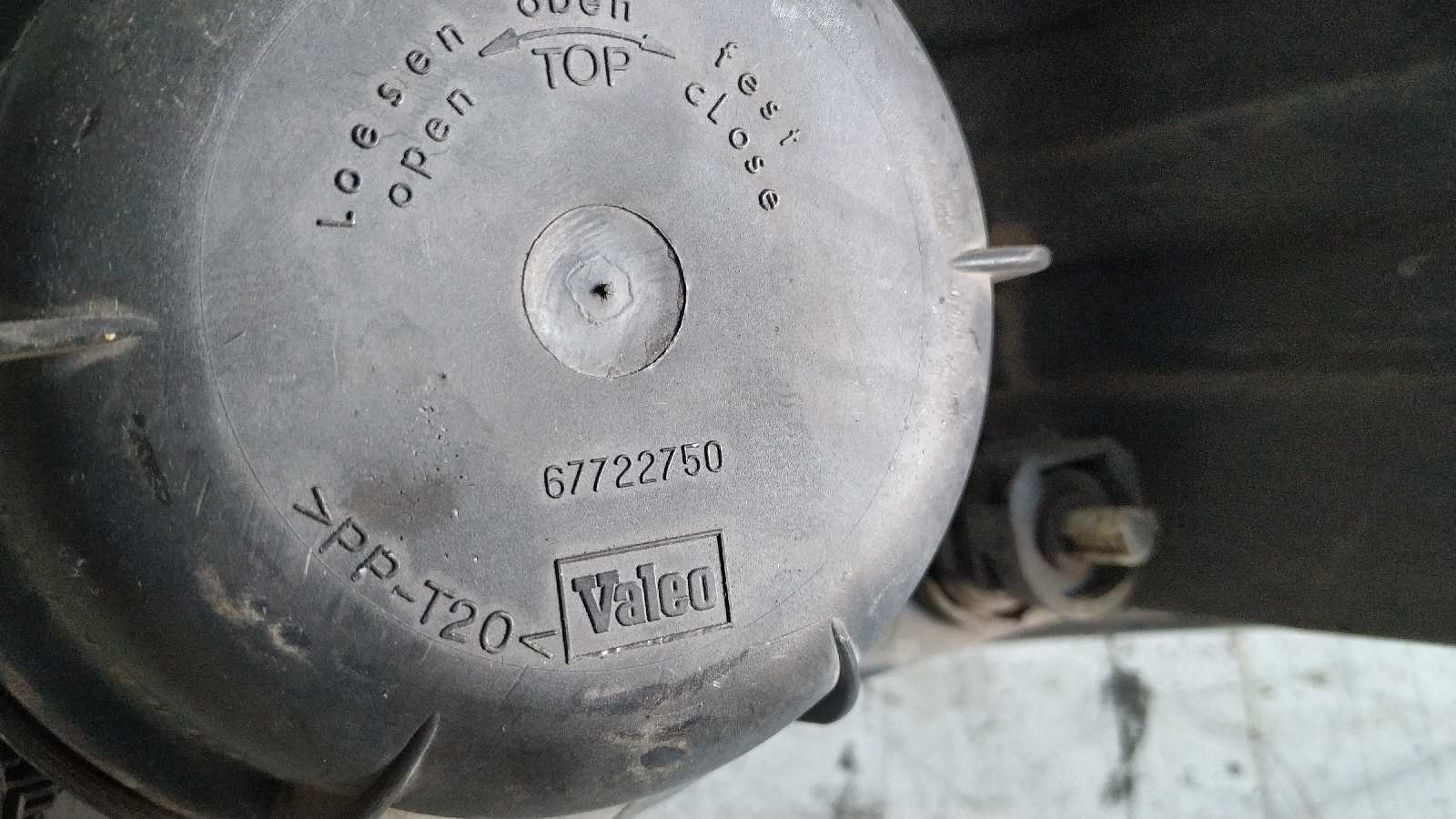 FARO DERECHO LAND ROVER FREELANDER (LN) - vista 6