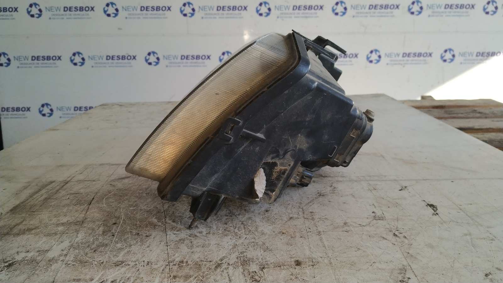 FARO DERECHO LAND ROVER FREELANDER (LN) - vista 6