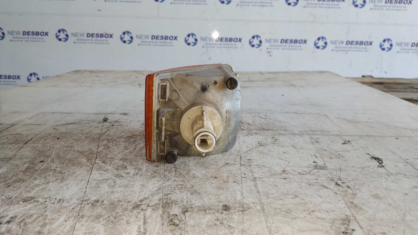 PILOTO DELANTERO IZQUIERDO PORSCHE 911 ( TYP 964) - vista 3