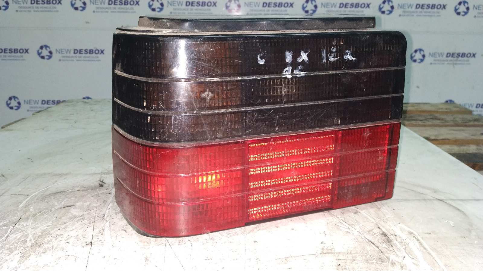 PILOTO TRASERO IZQUIERDO CITROEN BX BERLINA 1.9 CAT (DFW)