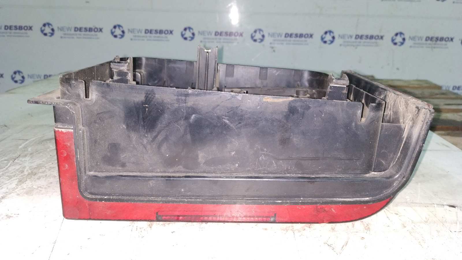 PILOTO TRASERO IZQUIERDO CITROEN BX BERLINA 1.9 CAT (DFW) - vista 5