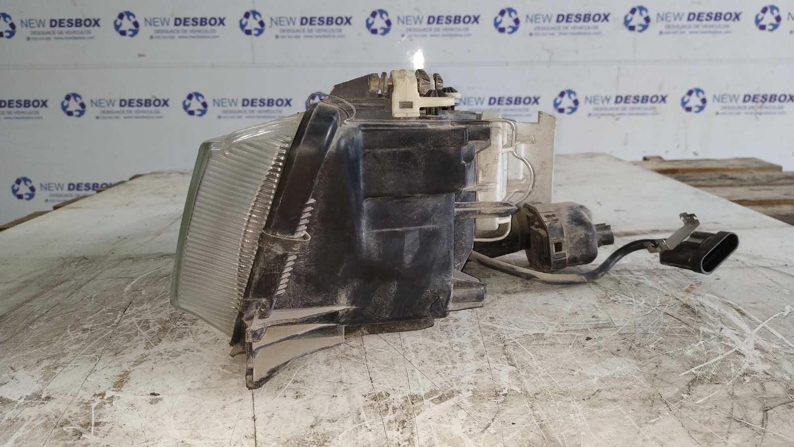 FARO DERECHO ALFA ROMEO 155 2.0 - vista 2