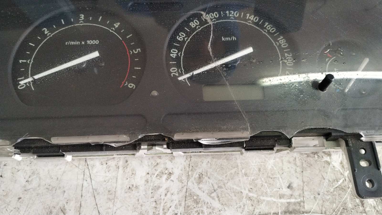 CUADRO INSTRUMENTOS LAND ROVER FREELANDER (LN) - vista 9