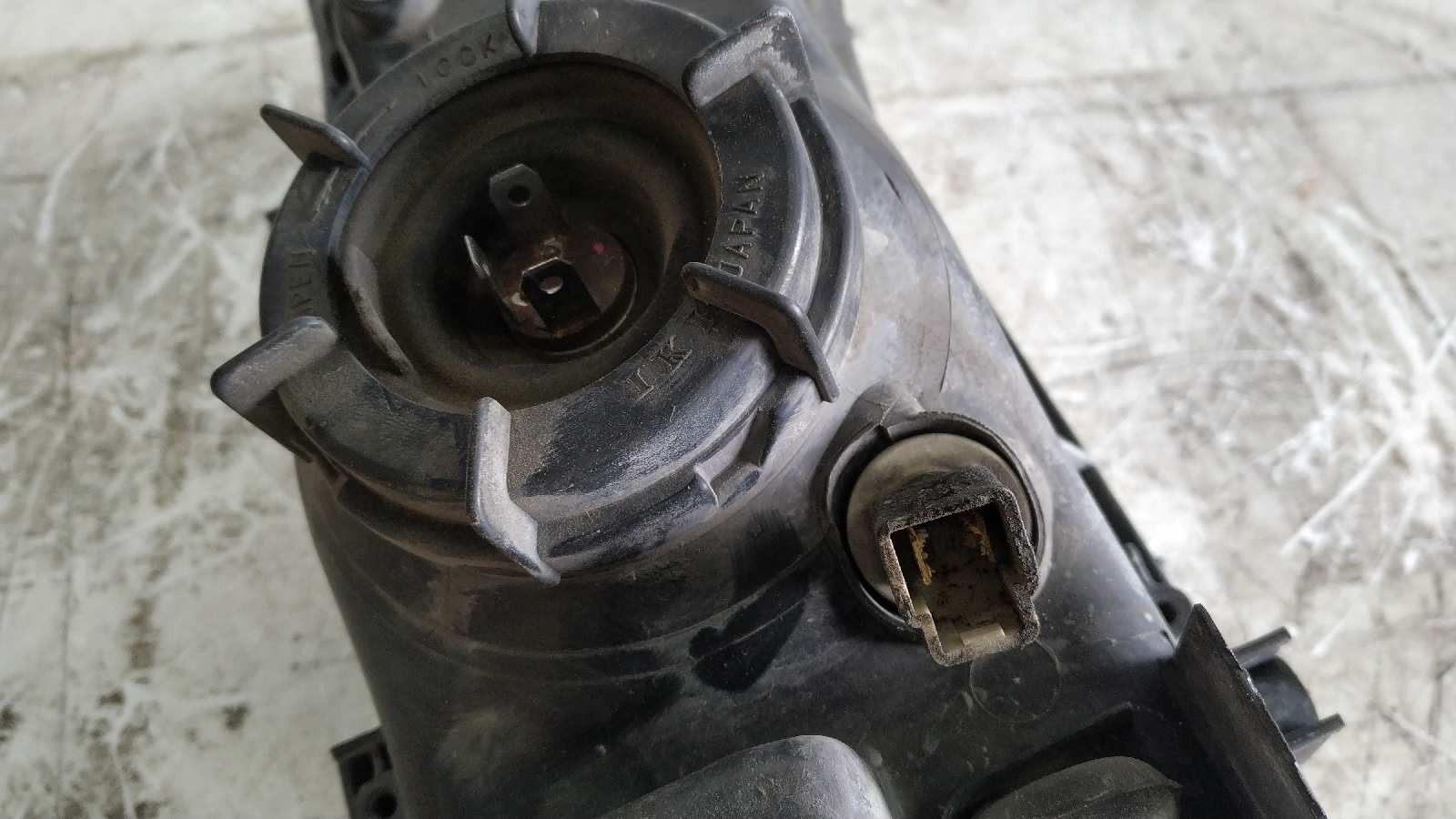 FARO IZQUIERDO NISSAN SUNNY BERLINA (N14) - vista 4