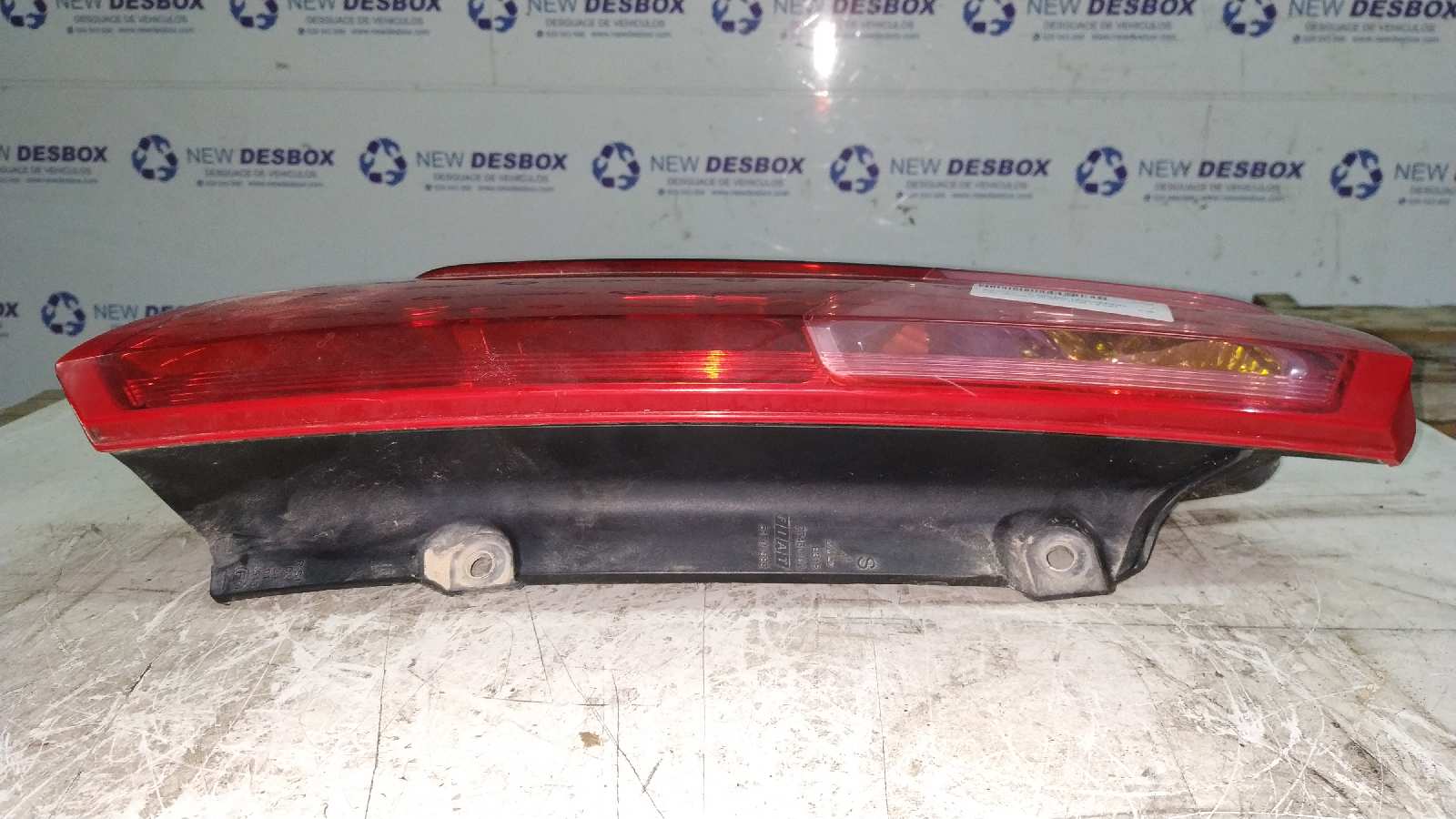 PILOTO TRASERO IZQUIERDO FIAT GRANDE PUNTO (199) - vista 3