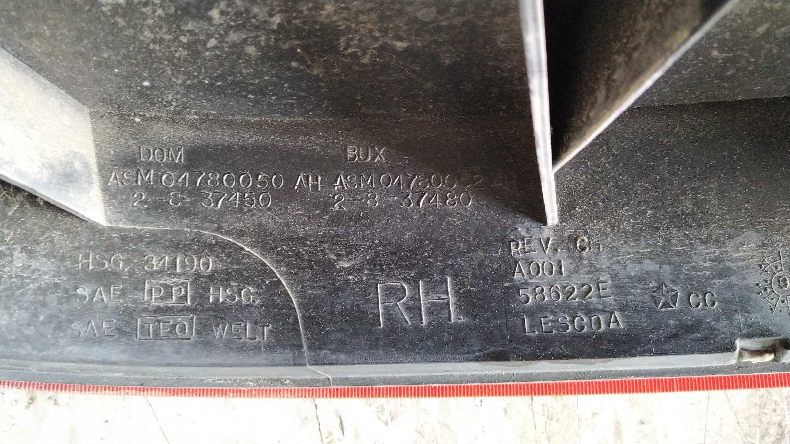 PILOTO TRASERO DERECHO CHRYSLER 300 M (LR) - vista 4