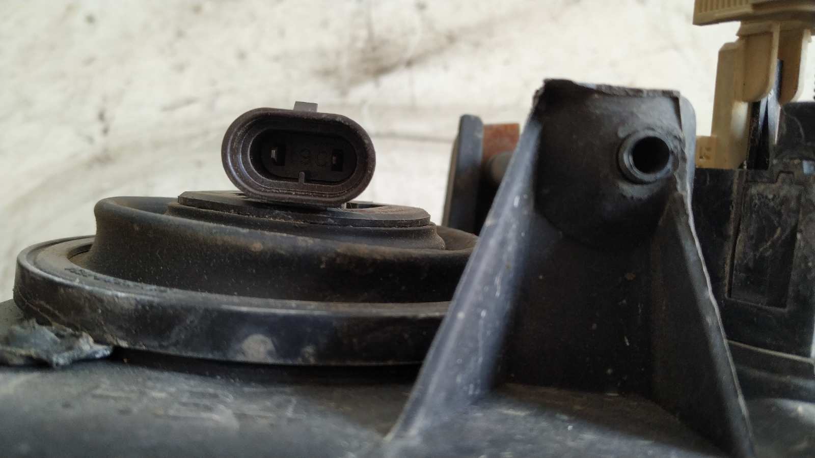 FARO DERECHO CHRYSLER 300 M (LR) - vista 7