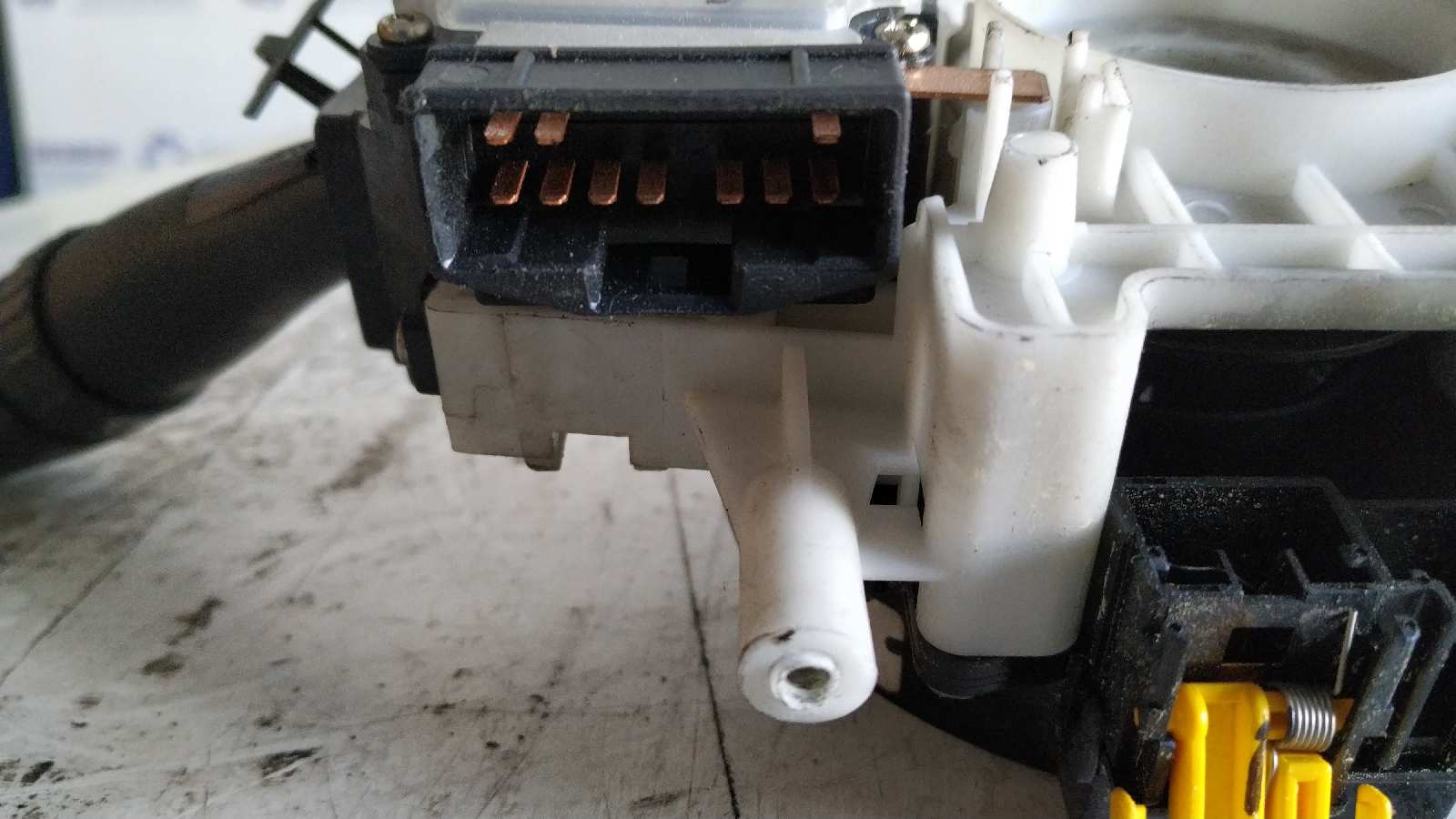 MANDO MULTIFUNCION HYUNDAI ACCENT (LC) - vista 3