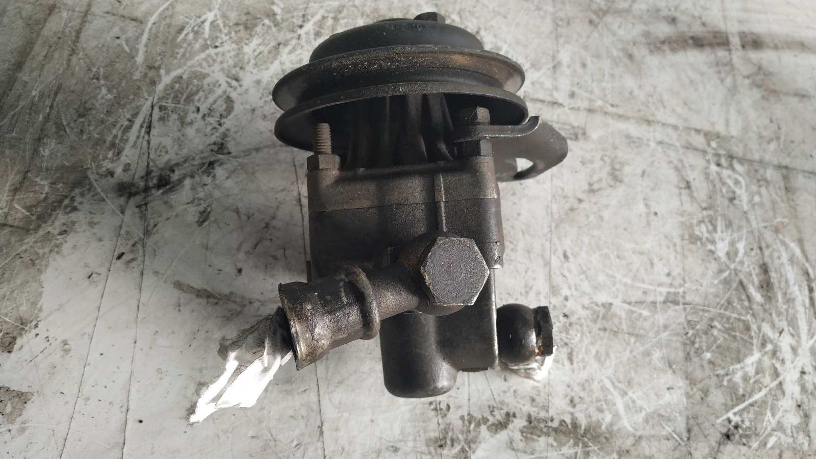 BOMBA DIRECCION NISSAN TRADE - vista 2