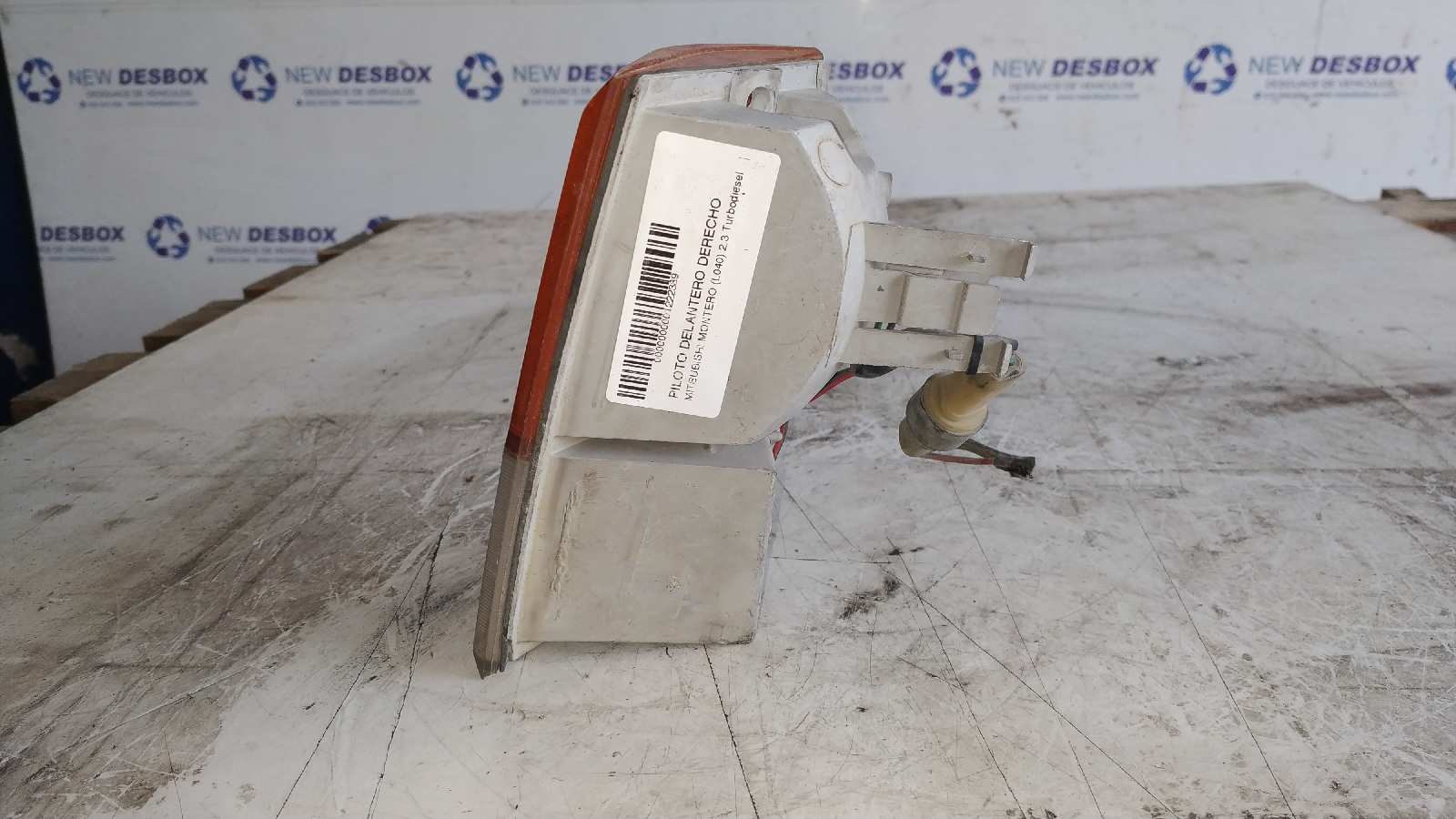 PILOTO DELANTERO DERECHO MITSUBISHI MONTERO (L040) - vista 4