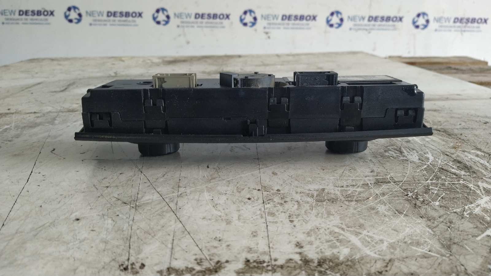 MANDO CLIMATIZADOR BMW SERIE 1 BERLINA (E81/E87) - vista 5