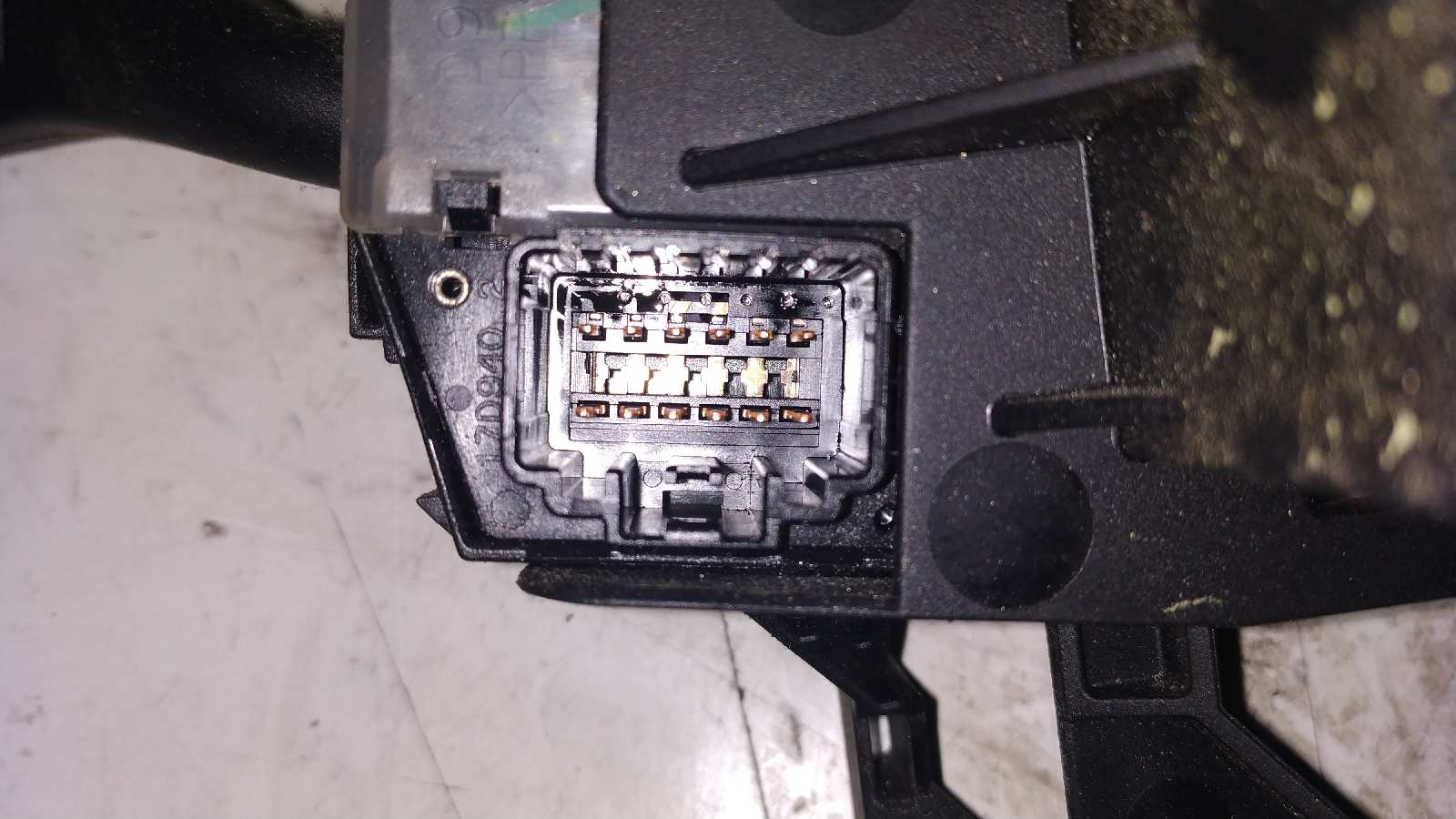 MANDO MULTIFUNCION FORD FOCUS BERLINA (CAP) - vista 2