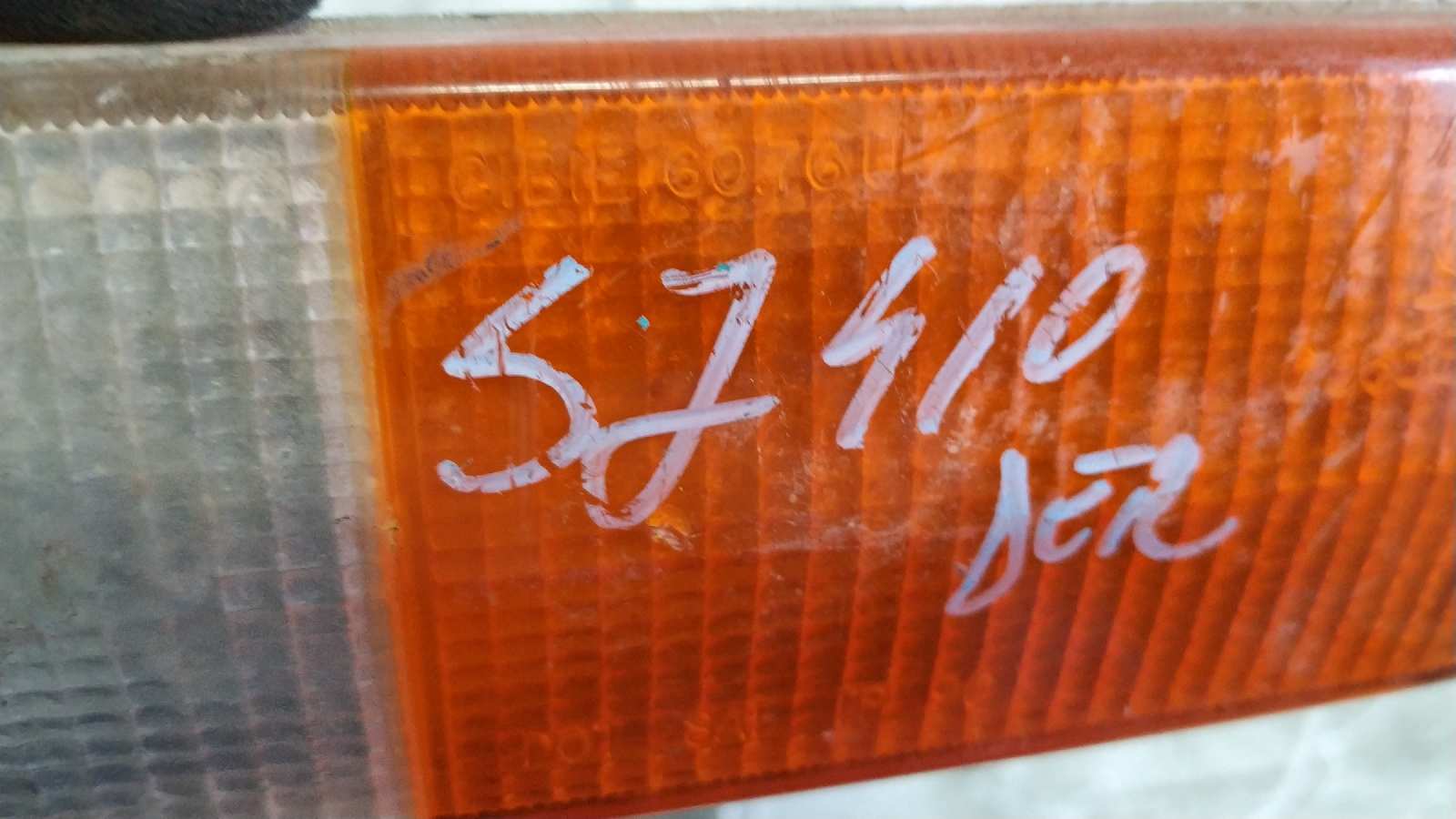 PILOTO DELANTERO DERECHO SUZUKI SAMURAI (SJ) - vista 3