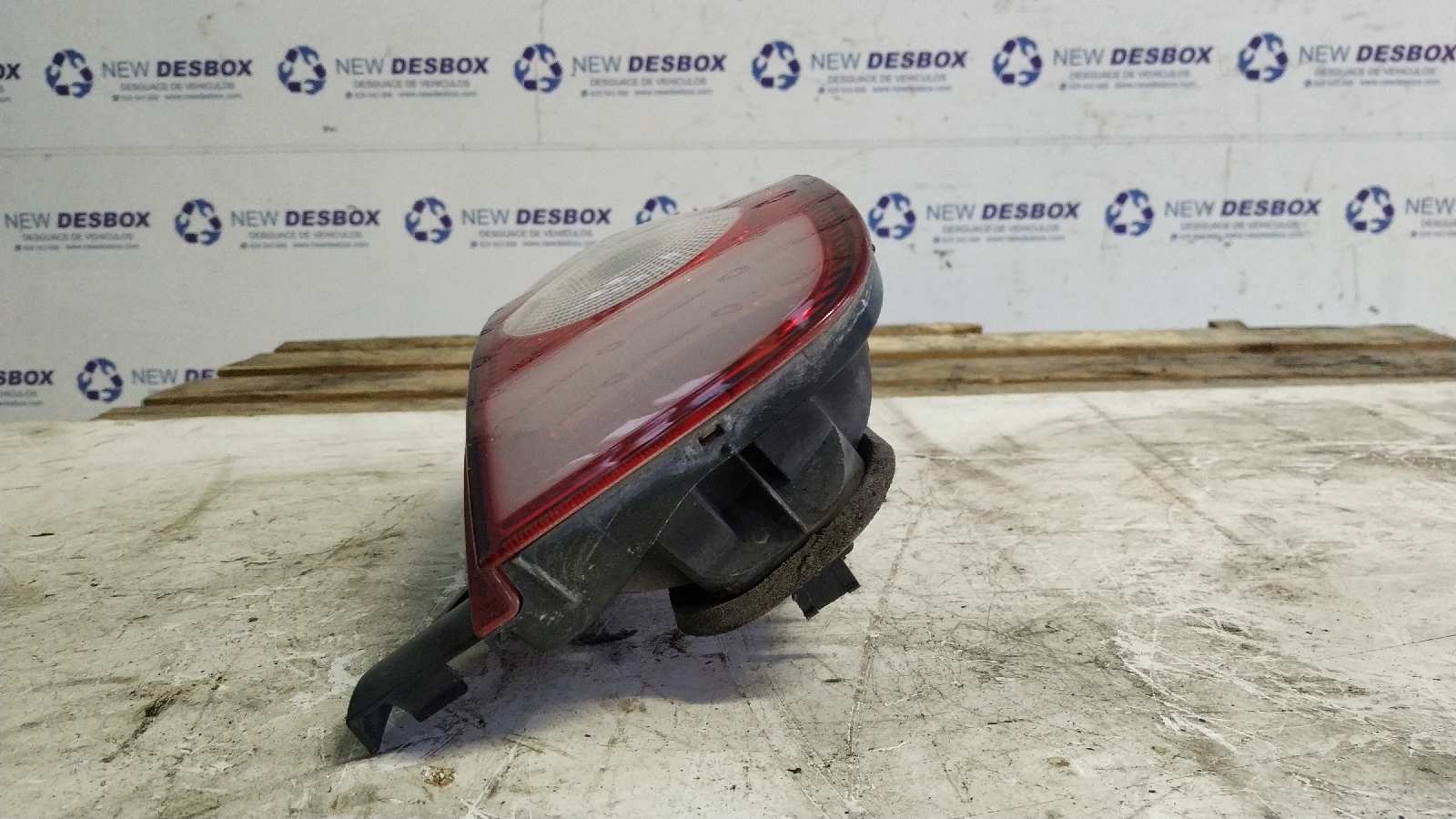 PILOTO TRASERO DERECHO NISSAN MICRA (K12E) - vista 3