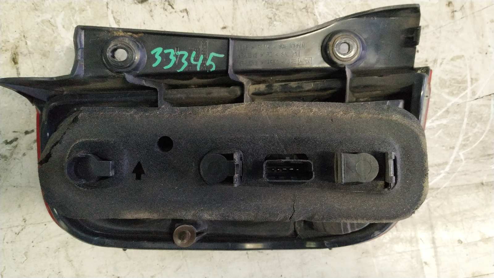 PILOTO TRASERO DERECHO NISSAN MICRA (K12E) - vista 2