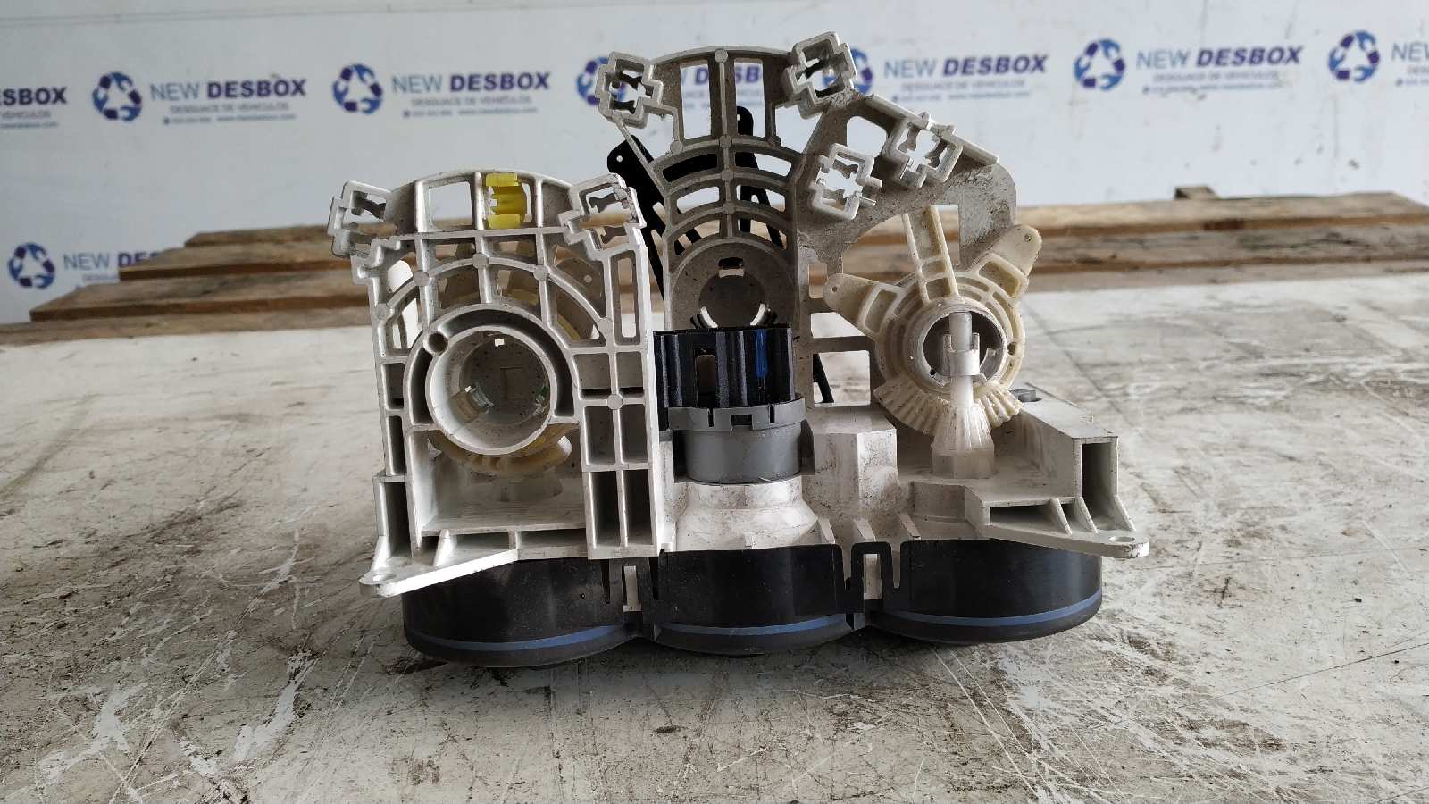 MANDO CALEFACCION / AIRE ACONDICIONADO SUZUKI IGNIS RM (MH) - vista 4