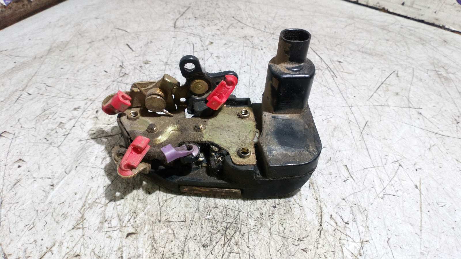 CERRADURA PUERTA DELANTERA DERECHA JEEP CHEROKEE (J)