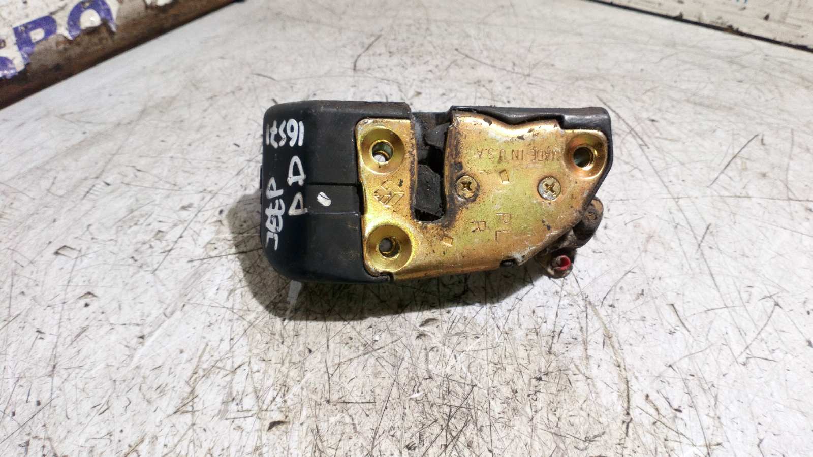 CERRADURA PUERTA DELANTERA DERECHA JEEP CHEROKEE (J) - vista 3