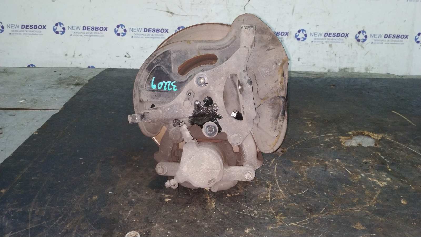 MANGUETA DELANTERA IZQUIERDA MERCEDES-BENZ CLASE C (W203) BERLINA