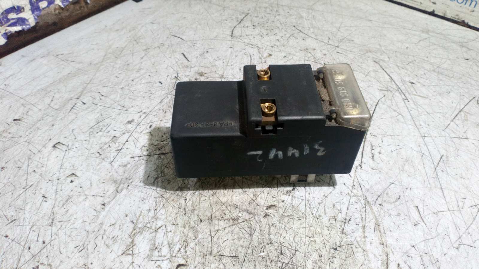 CAJA RELES VENTILADORES VOLKSWAGEN GOLF III BERLINA (1H1) - vista 5