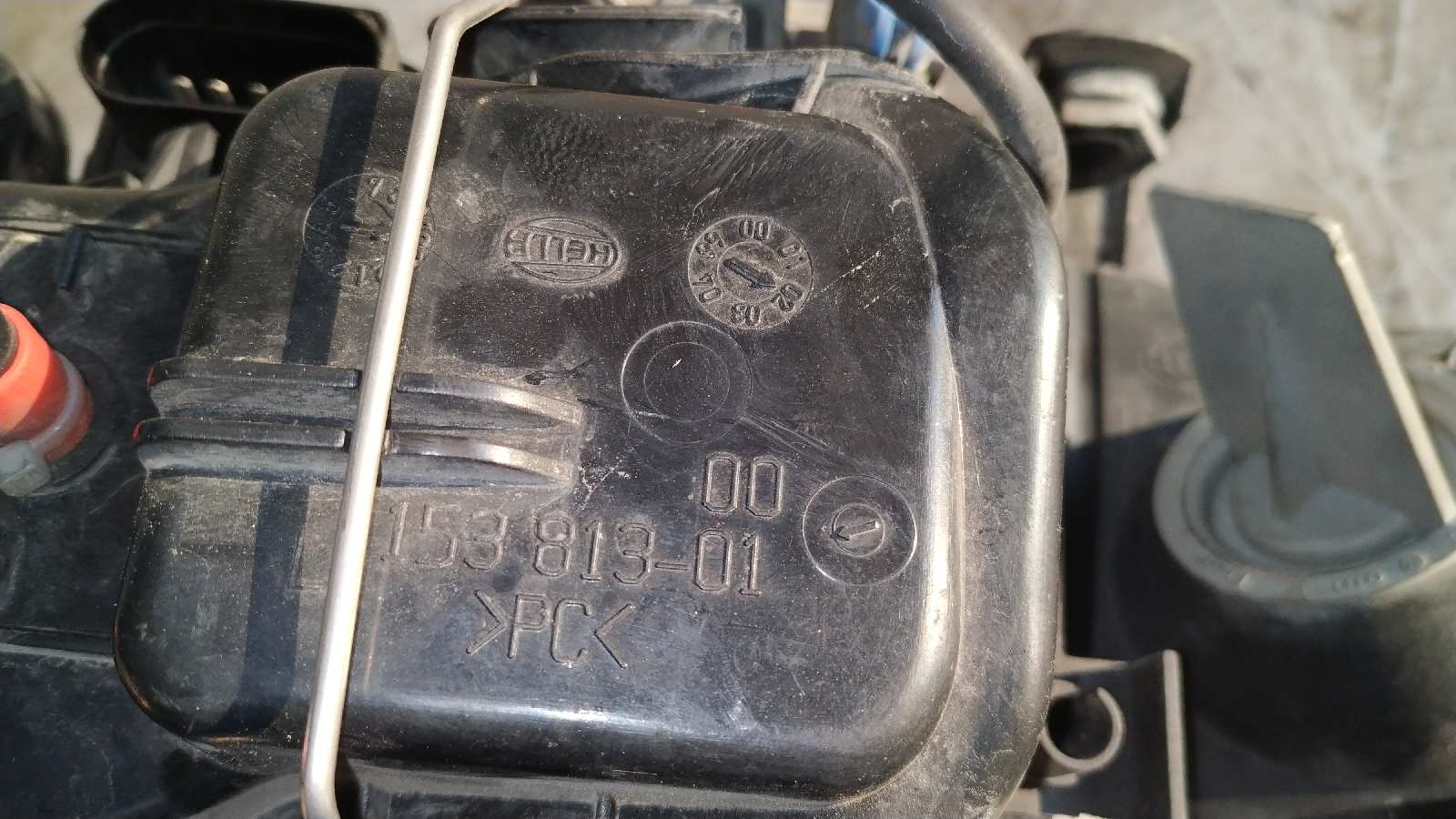 FARO IZQUIERDO AUDI A6 BERLINA (4B2) - vista 9