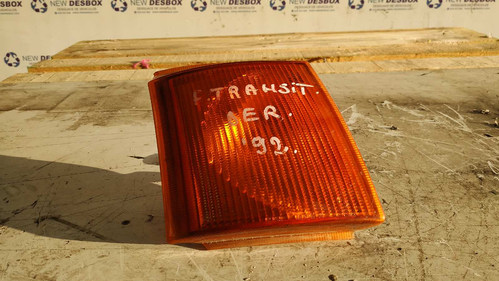 PILOTO DELANTERO DERECHO FORD TRANSIT, CAJA