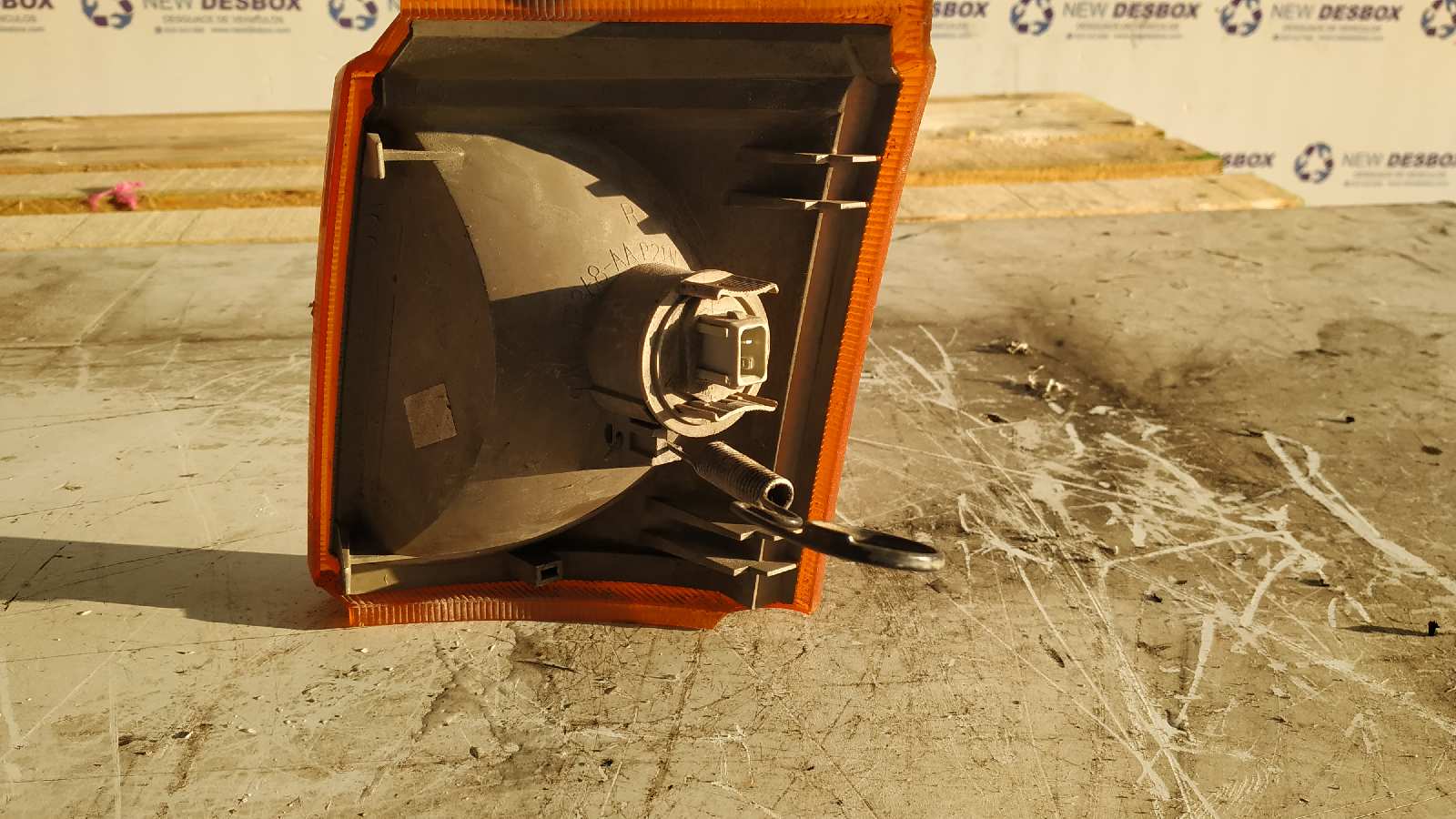 PILOTO DELANTERO DERECHO FORD TRANSIT, CAJA - vista 2