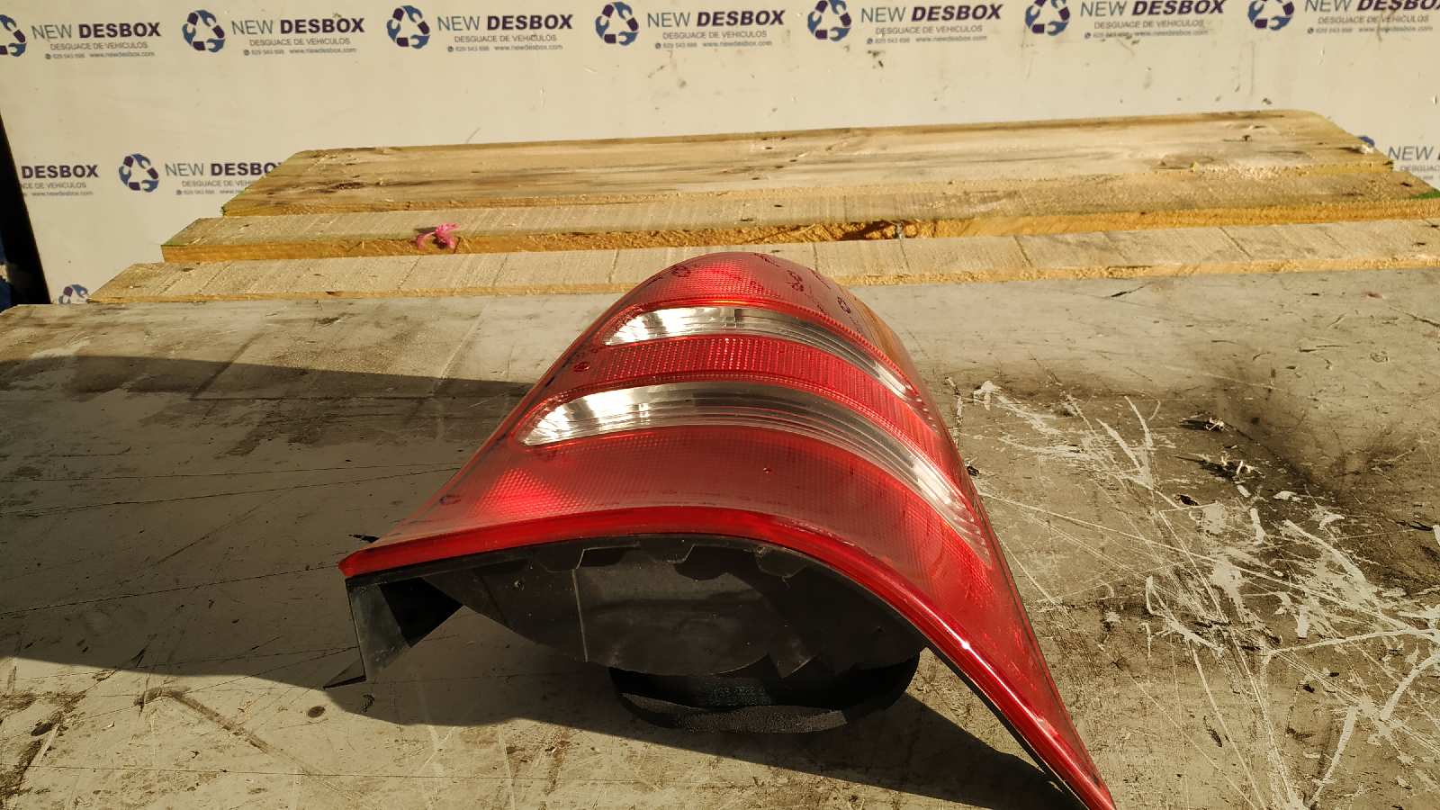 PILOTO TRASERO DERECHO MERCEDES-BENZ CLASE A (W168) - vista 2