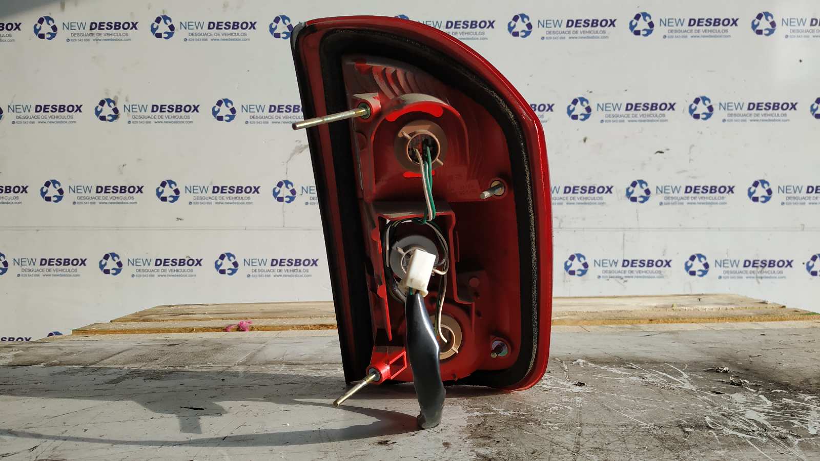 PILOTO TRASERO IZQUIERDO TOYOTA RAV 4 (A2) - vista 5