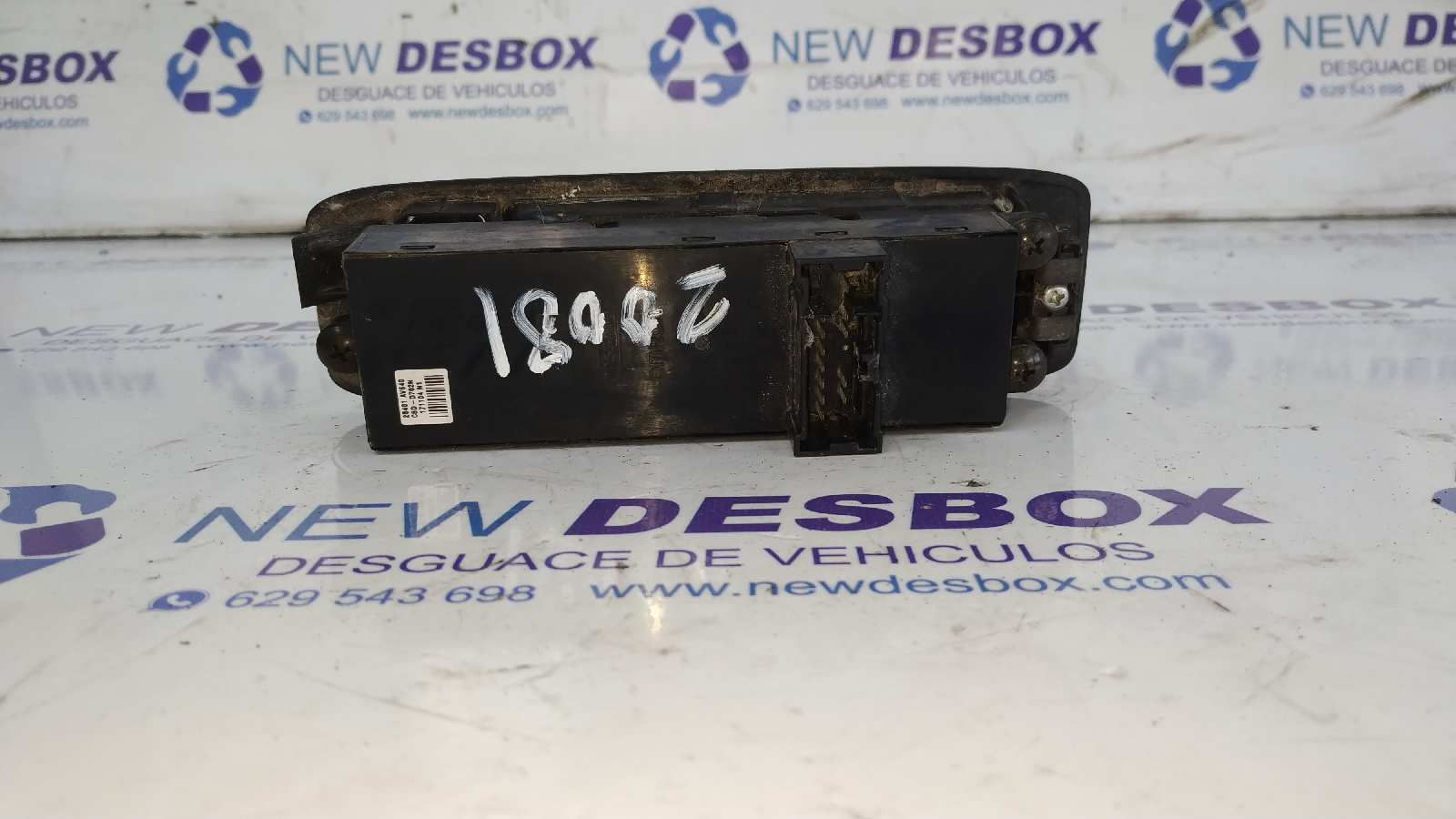 MANDO ELEVALUNAS DELANTERO IZQUIERDO NISSAN PRIMERA BERLINA (P12) - vista 3