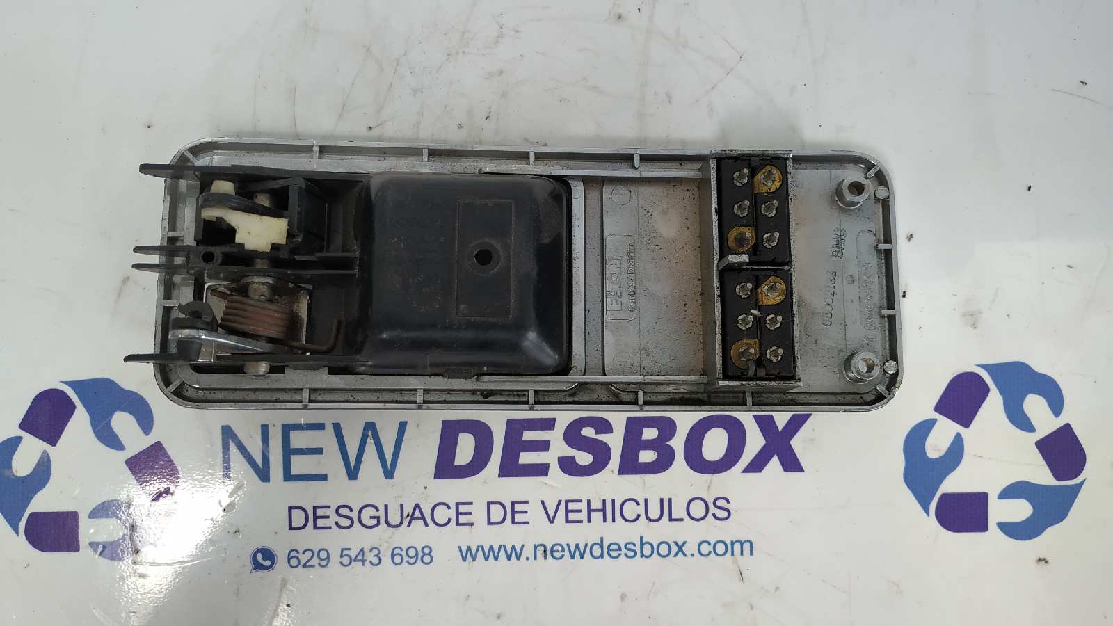 MANETA INTERIOR DELANTERA DERECHA CHRYSLER JEEP CHEROKEE (XJ) - vista 3