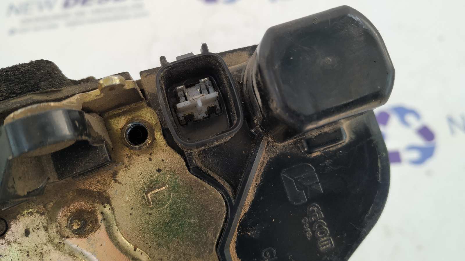 CERRADURA PUERTA DELANTERA IZQUIERDA CHRYSLER JEEP CHEROKEE (KJ) - vista 3