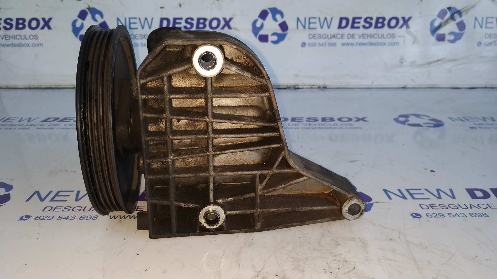 BOMBA DIRECCION BMW SERIE 1 BERLINA (E81/E87) - vista 2