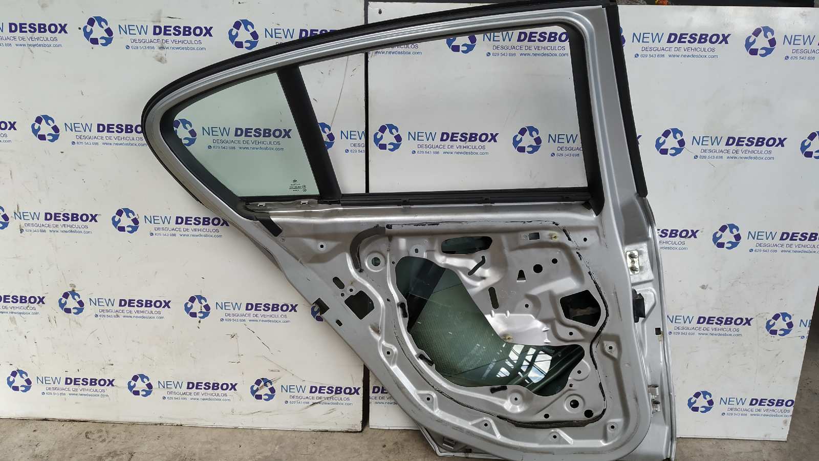 PUERTA TRASERA IZQUIERDA BMW SERIE 1 BERLINA (E81/E87) - vista 6