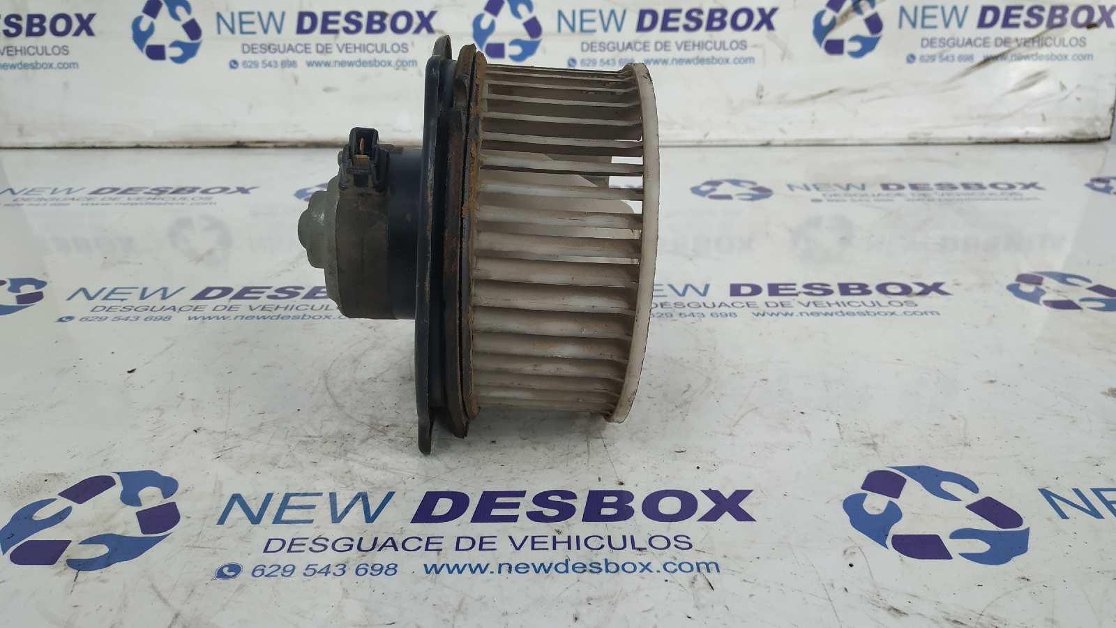 MOTOR CALEFACCION TOYOTA LAND CRUISER STATION (J8) - vista 4