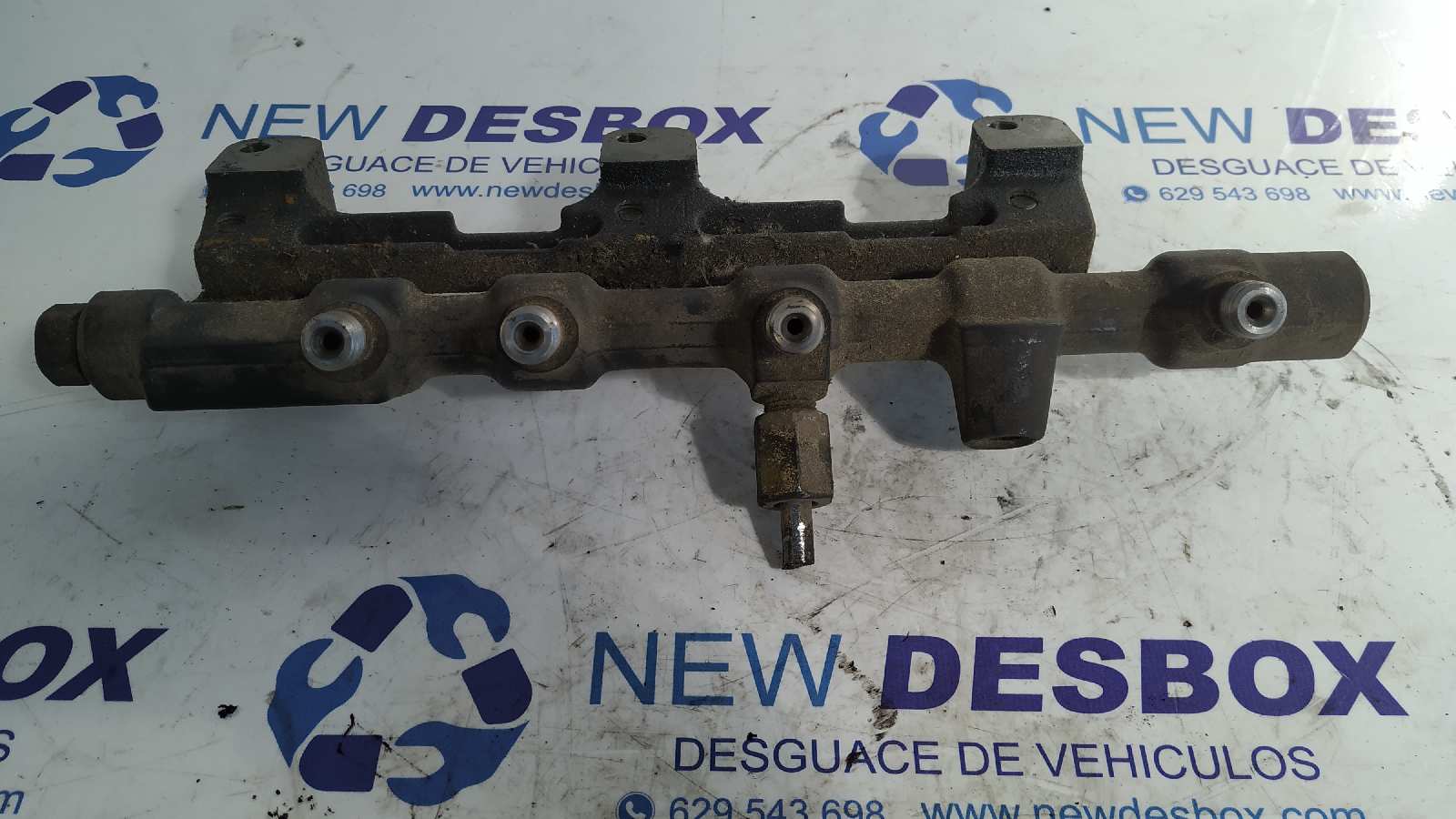 RAMPA INYECTORA KIA CARNIVAL II - vista 2