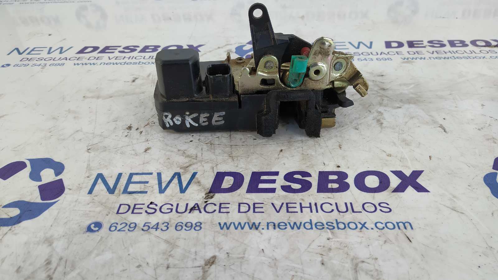 CERRADURA PUERTA DELANTERA IZQUIERDA CHRYSLER JEEP CHEROKEE (KJ) - vista 4