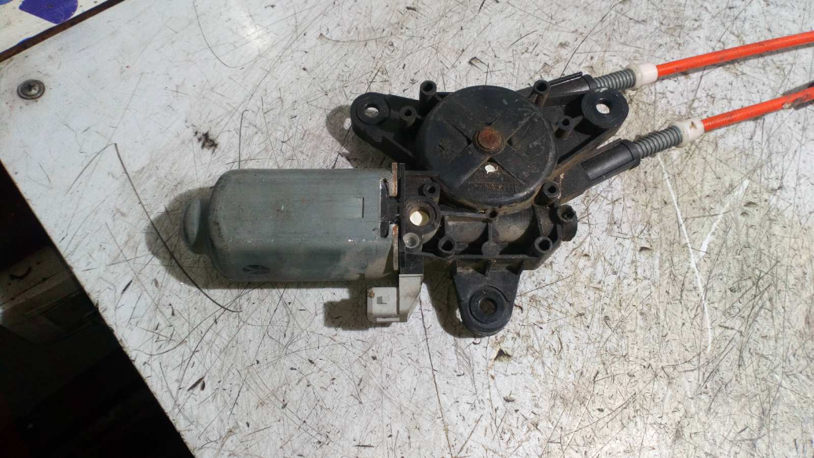 ELEVALUNAS TRASERO DERECHO PEUGEOT 106 (S2) - vista 2