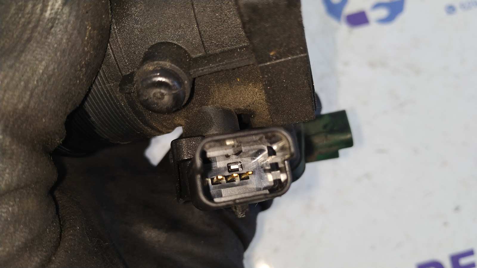 CAJA MARIPOSA PEUGEOT 407 - vista 2