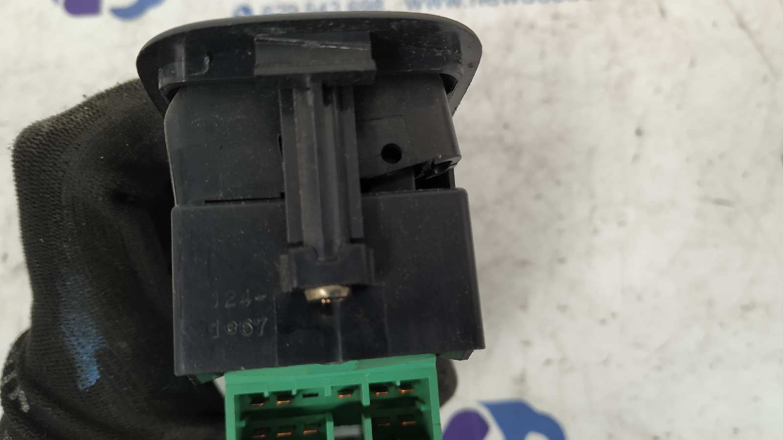 MANDO ELEVALUNAS DELANTERO IZQUIERDO SUZUKI BALENO BERLINA SY (EG) - vista 4