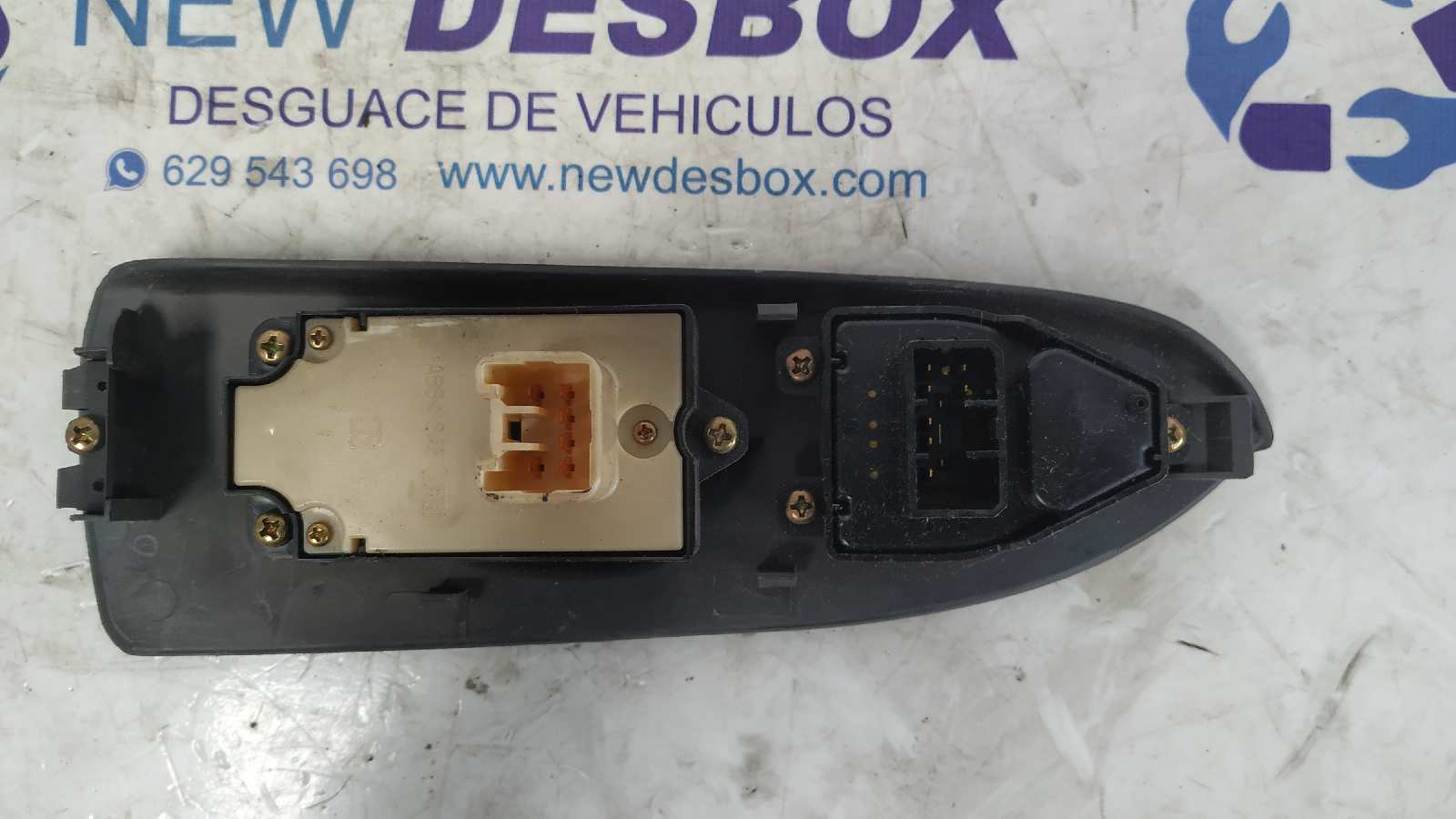 MANDO ELEVALUNAS DELANTERO IZQUIERDO MAZDA 626 BERLINA (GF) - vista 3