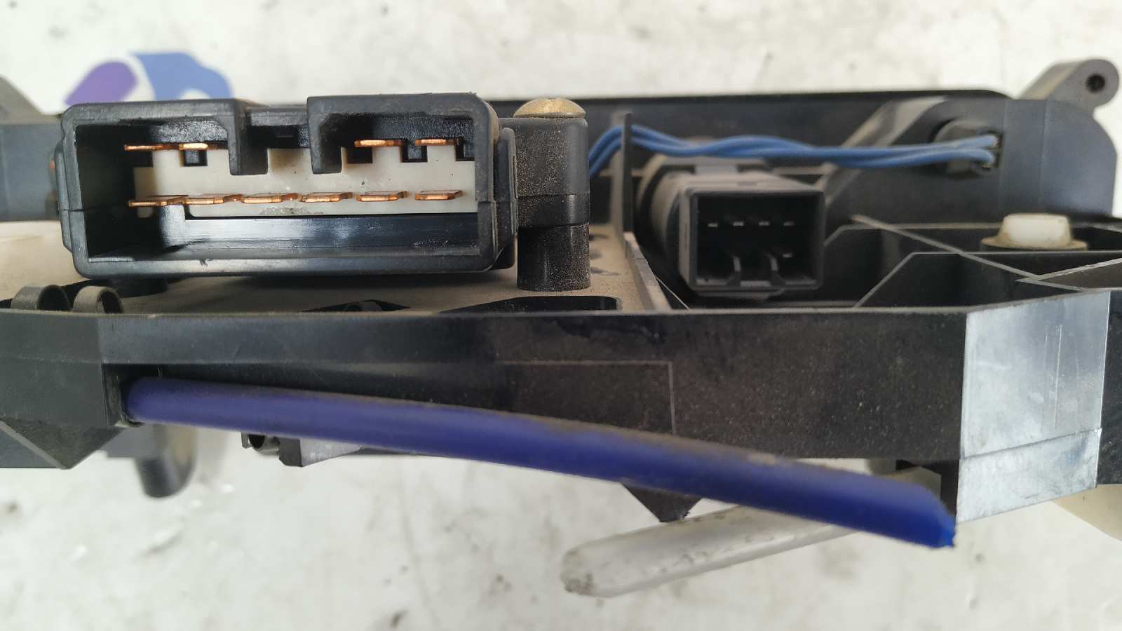 MANDO CALEFACCION / AIRE ACONDICIONADO MITSUBISHI L 200 (K34T) - vista 6